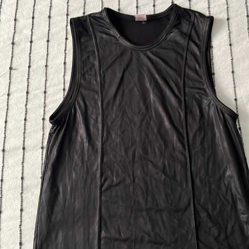 Black Tank top